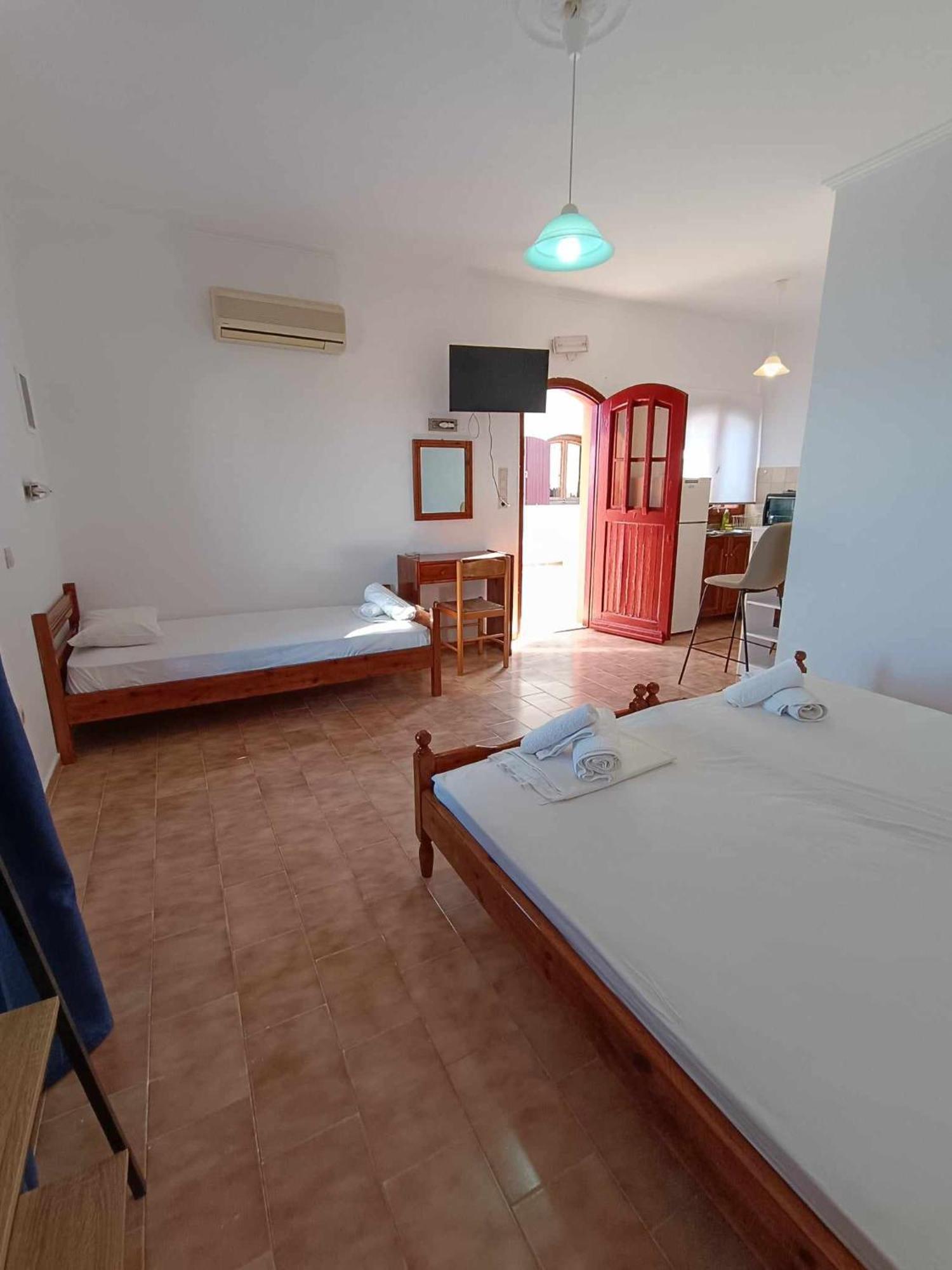 Nisaki Chios Apartments Agia Ermioni Екстериор снимка